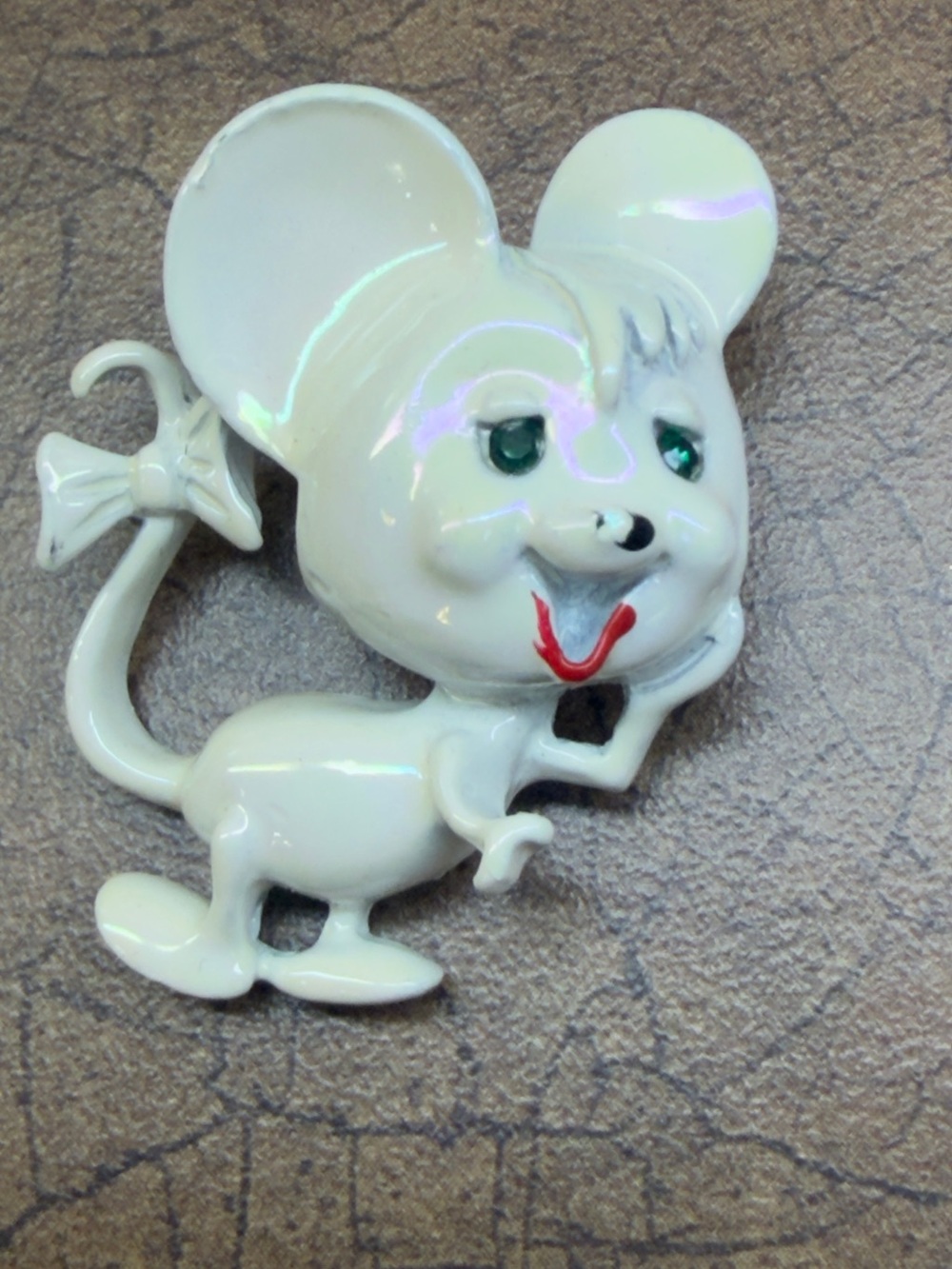 Vintage Gerry’s White Ceramic Mouse Pin with Green Eyes